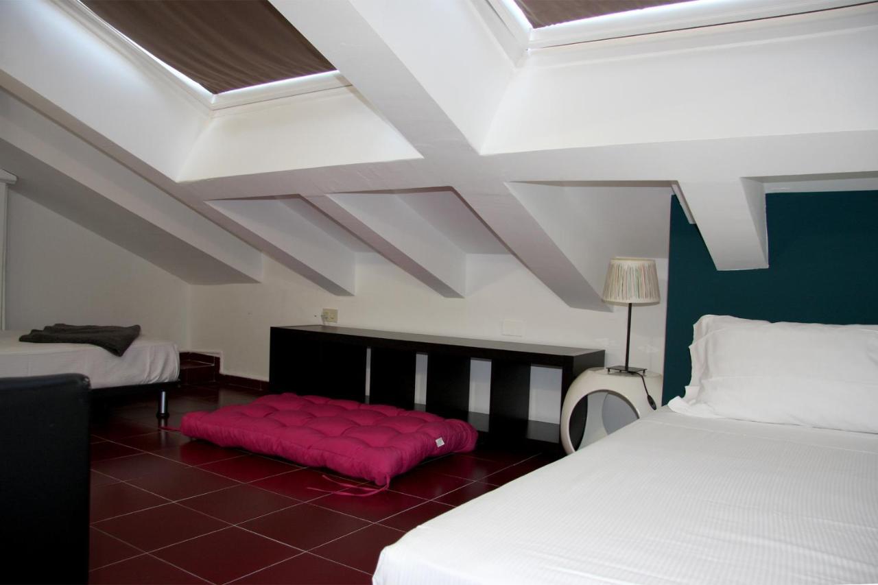 Mercanti Attic Version Apartment Milan Bagian luar foto