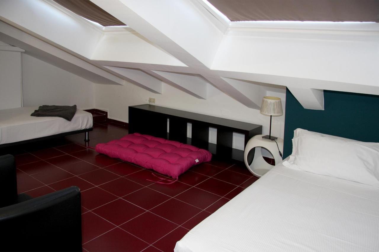 Mercanti Attic Version Apartment Milan Bagian luar foto