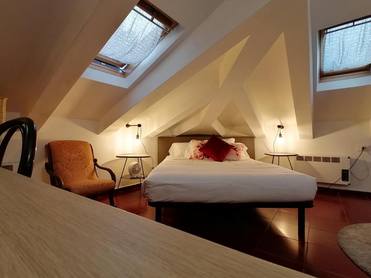 Mercanti Attic Version Apartment Milan Bagian luar foto