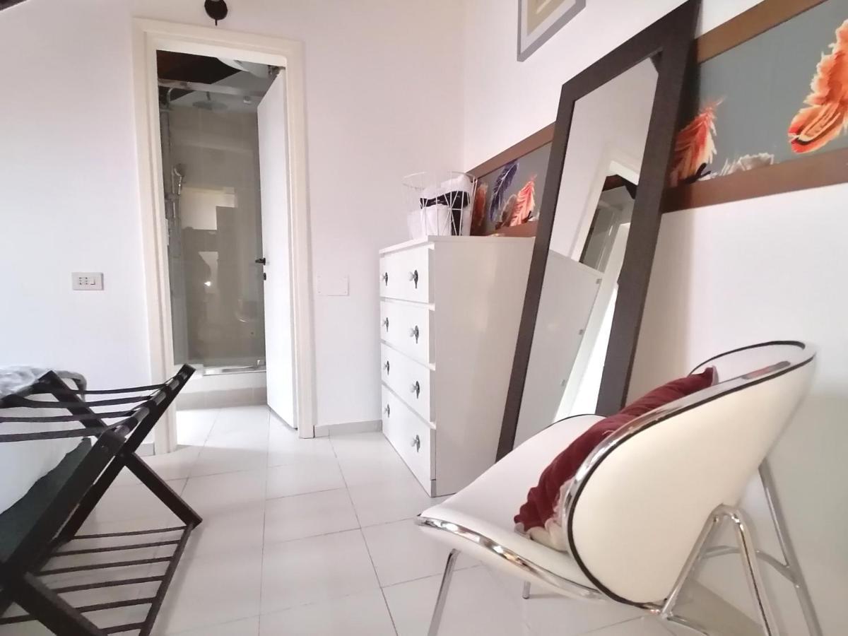 Mercanti Attic Version Apartment Milan Bagian luar foto