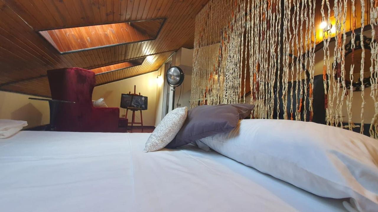 Mercanti Attic Version Apartment Milan Bagian luar foto